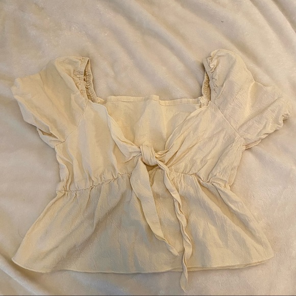 Front tie top - Picture 2 of 3